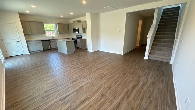 4174 Lively St, Columbia, TN 38401