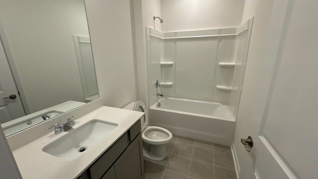 4174 Lively St, Columbia, TN 38401