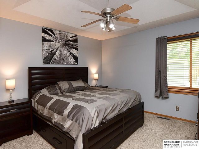 13580 Chandler Street, Omaha, NE 68138