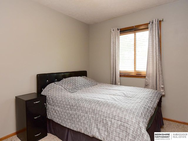 13580 Chandler Street, Omaha, NE 68138