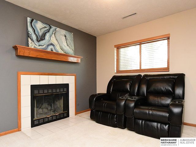 13580 Chandler Street, Omaha, NE 68138