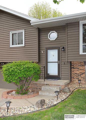 13580 Chandler Street, Omaha, NE 68138