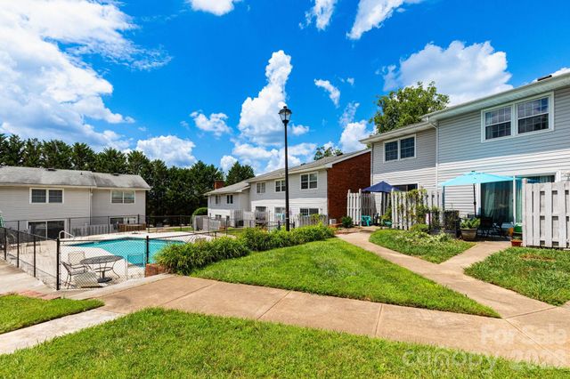 405 Southway Garden Road, Arden, NC 28704