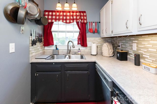 405 Southway Garden Road, Arden, NC 28704