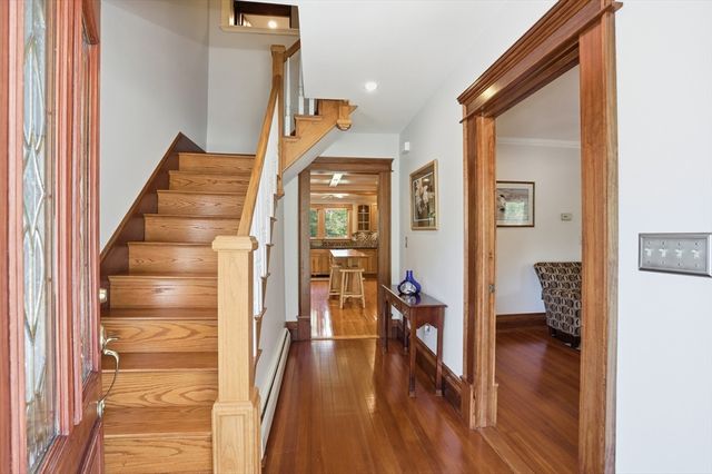 32 Sandy Pond Rd, Ayer, MA 01432