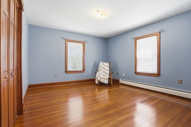 32 Sandy Pond Rd, Ayer, MA 01432