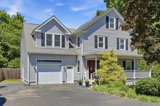32 Sandy Pond Rd, Ayer, MA 01432