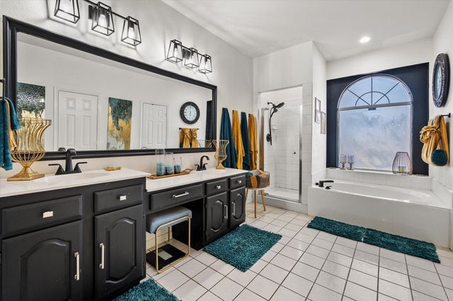3207 Essex Drive, Mansfield, TX 76063