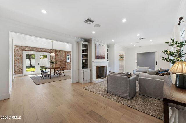 4331 E Avalon Drive, Phoenix, AZ 85018