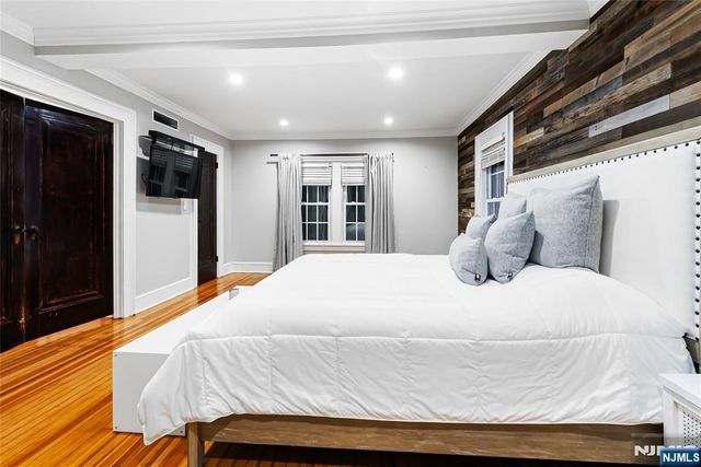 764 Goffle Road, Hawthorne, NJ 07506