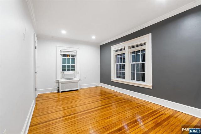 764 Goffle Road, Hawthorne, NJ 07506