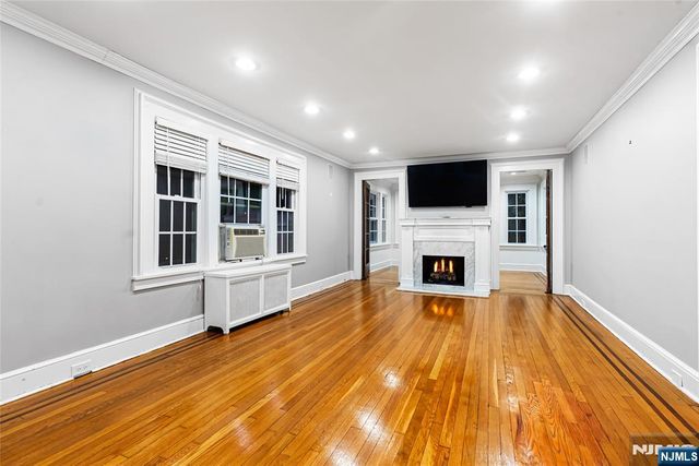 764 Goffle Road, Hawthorne, NJ 07506