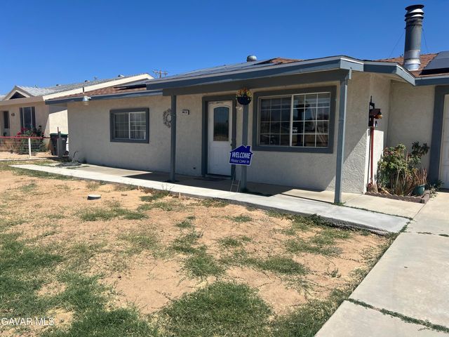 8413 Greenwood Avenue, California City, CA 93505