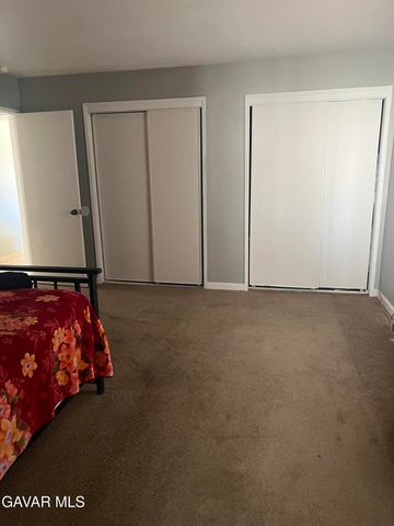 8413 Greenwood Avenue, California City, CA 93505