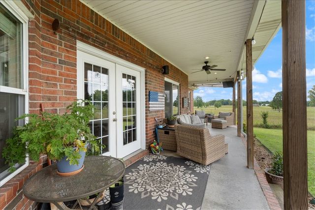 13308 Bethel Blacktop Road, Farmington, AR 72730