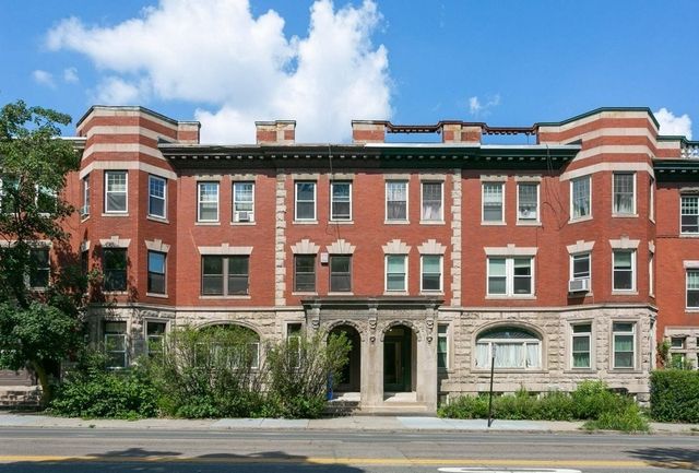 485 Washington St 3, Brookline, MA 02446