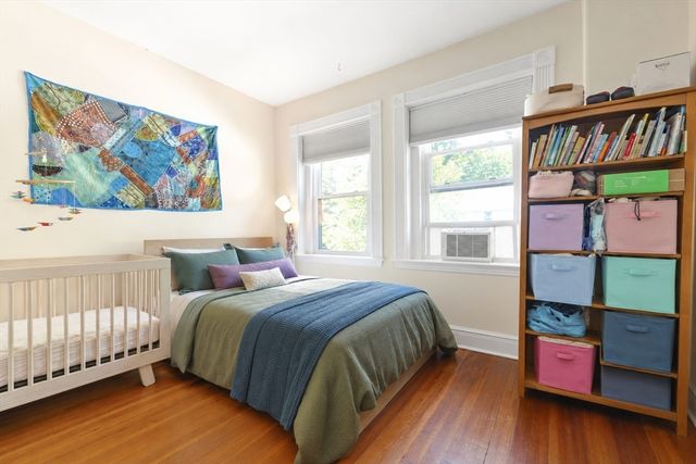 485 Washington St 3, Brookline, MA 02446
