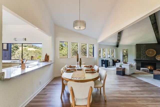 315 Camino Al Barranco, Watsonville, CA 95076