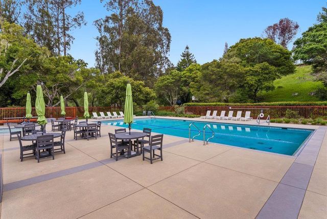 315 Camino Al Barranco, Watsonville, CA 95076