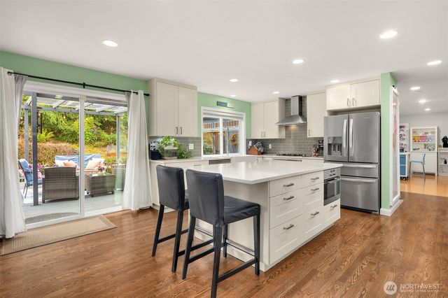 15749 142nd Place SE, Renton, WA 98058