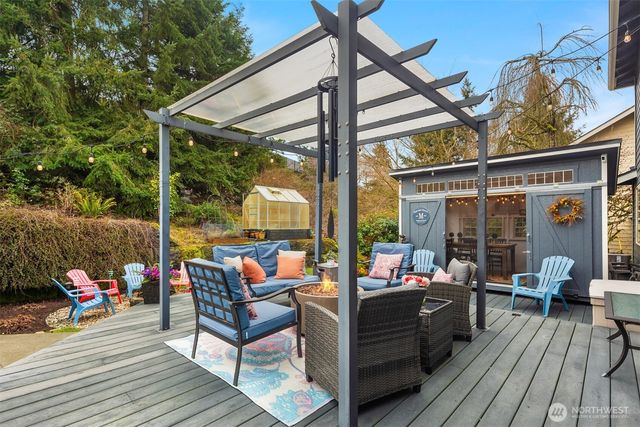 15749 142nd Place SE, Renton, WA 98058