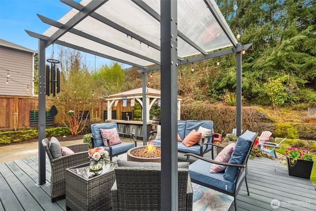 15749 142nd Place SE, Renton, WA 98058