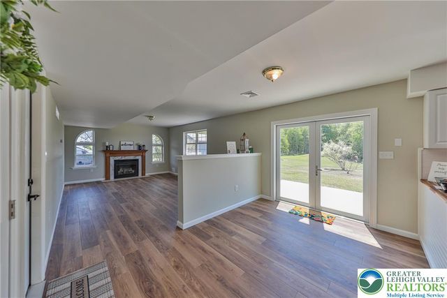 209 Terrace Drive, Chestnuthill Twp, PA 18353