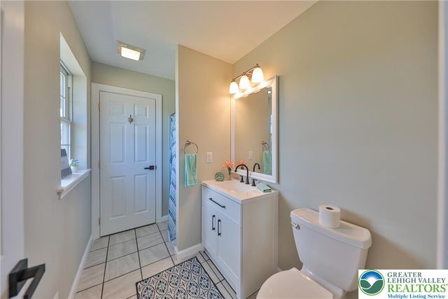 209 Terrace Drive, Chestnuthill Twp, PA 18353