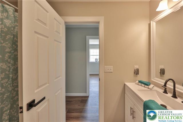 209 Terrace Drive, Chestnuthill Twp, PA 18353
