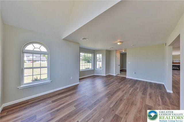 209 Terrace Drive, Chestnuthill Twp, PA 18353