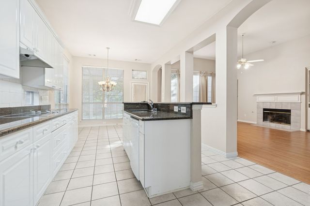 2708 Parkhaven Drive, Flower Mound, TX 75022