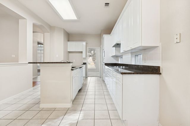 2708 Parkhaven Drive, Flower Mound, TX 75022