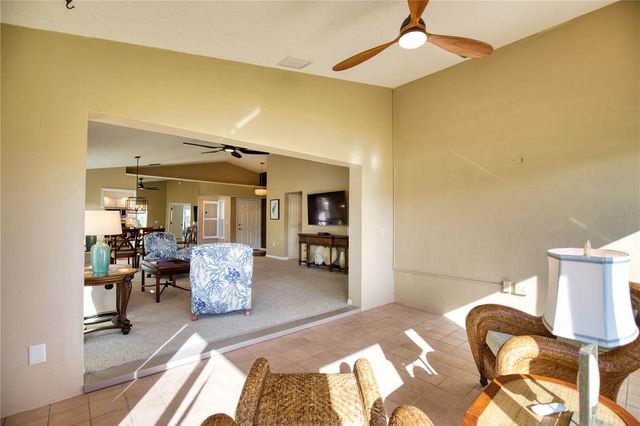 831 HARRINGTON LAKE LANE 37, Venice, FL 34293