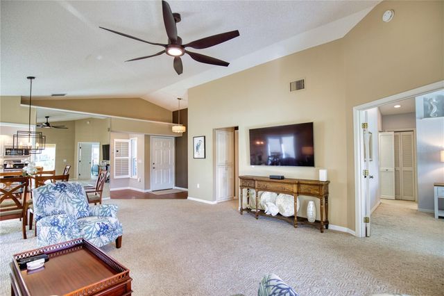 831 HARRINGTON LAKE LANE 37, Venice, FL 34293