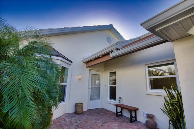 831 HARRINGTON LAKE LANE 37, Venice, FL 34293