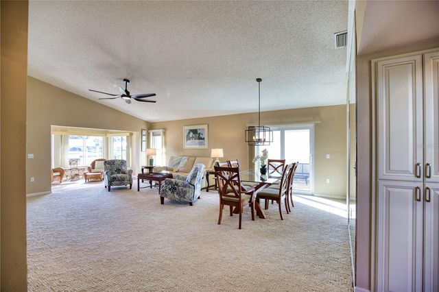 831 HARRINGTON LAKE LANE 37, Venice, FL 34293