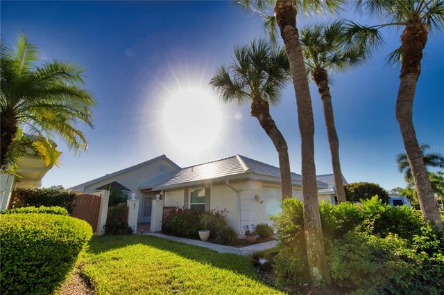 831 HARRINGTON LAKE LANE 37, Venice, FL 34293