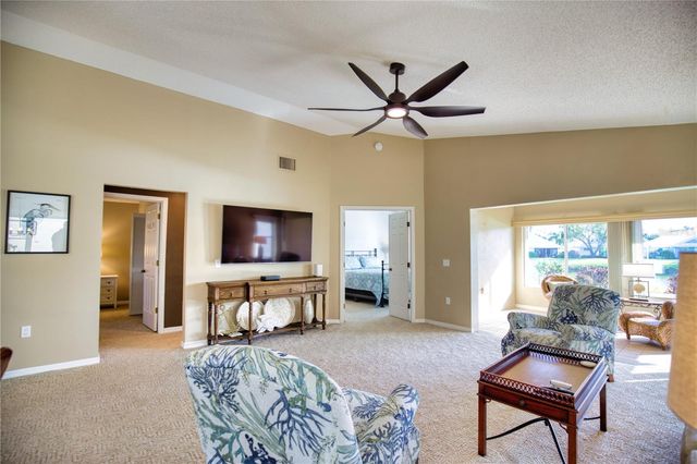 831 HARRINGTON LAKE LANE 37, Venice, FL 34293
