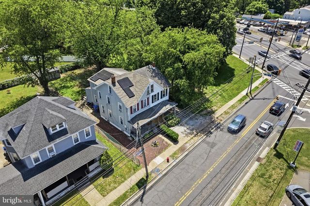 910 COLUMBUS RD, Burlington, NJ 08016