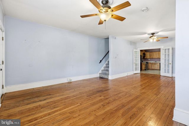 910 COLUMBUS RD, Burlington, NJ 08016