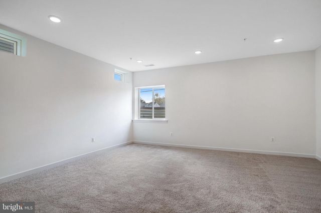 5733 HOWARD DR, Glen Burnie, MD 21060