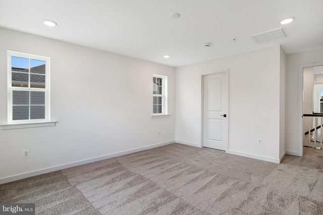 5733 HOWARD DR, Glen Burnie, MD 21060