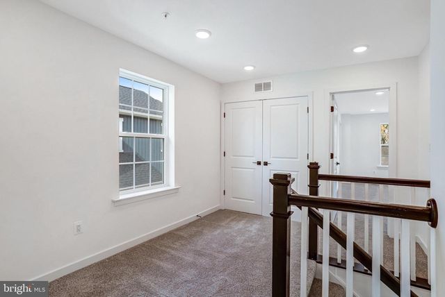 5733 HOWARD DR, Glen Burnie, MD 21060