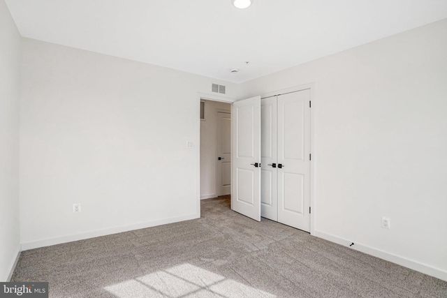 5733 HOWARD DR, Glen Burnie, MD 21060