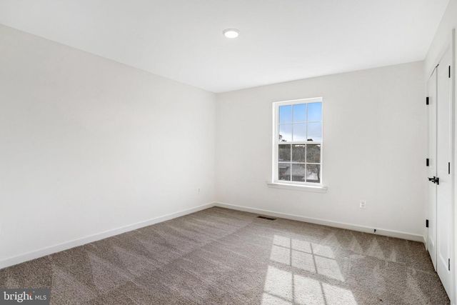 5733 HOWARD DR, Glen Burnie, MD 21060