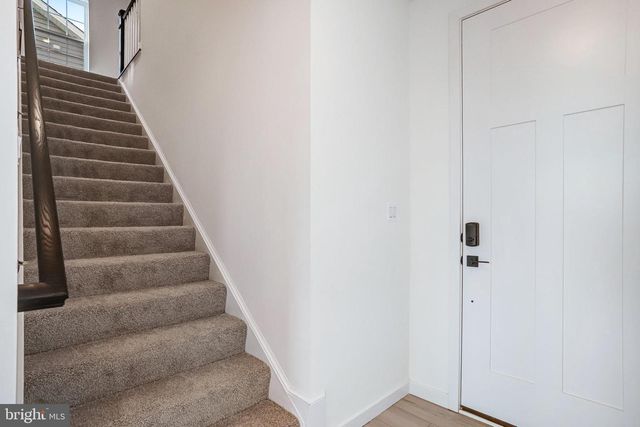 5733 HOWARD DR, Glen Burnie, MD 21060