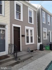 142 N NEWBERRY ST, York, PA 17401