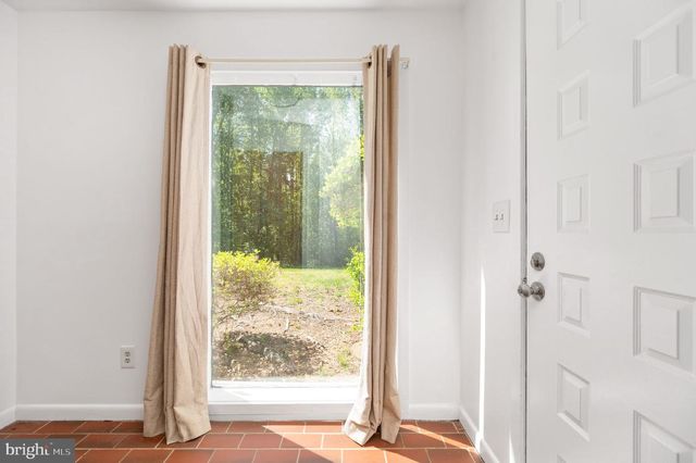 279 POPLAR RD, Fredericksburg, VA 22406