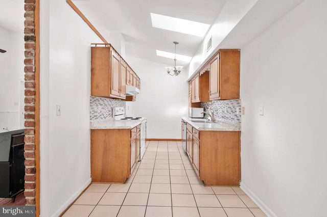279 POPLAR RD, Fredericksburg, VA 22406