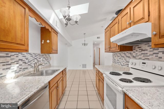 279 POPLAR RD, Fredericksburg, VA 22406